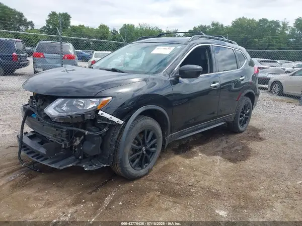 5N1AT2MVXHC831265 2017 NISSAN ROGUE - Image 2