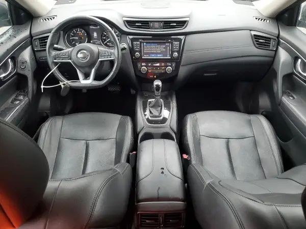 5N1AT2MVXHC833436 2017 NISSAN ROGUE - Image 8