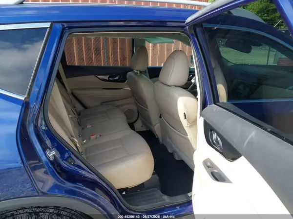 5N1AT2MVXHC834182 2017 NISSAN ROGUE - Image 8