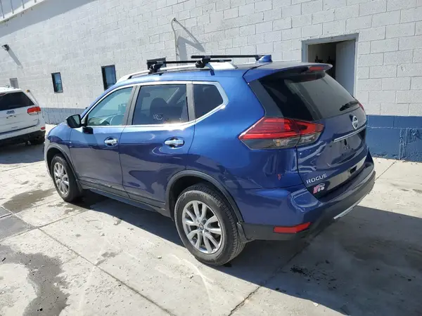 5N1AT2MVXHC835039 2017 NISSAN ROGUE - Image 2