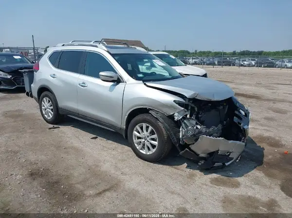 5N1AT2MVXHC837809 2017 NISSAN ROGUE - Image 1