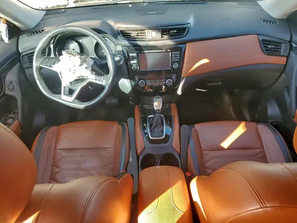 5N1AT2MVXHC837812 2017 NISSAN ROGUE - Image 8