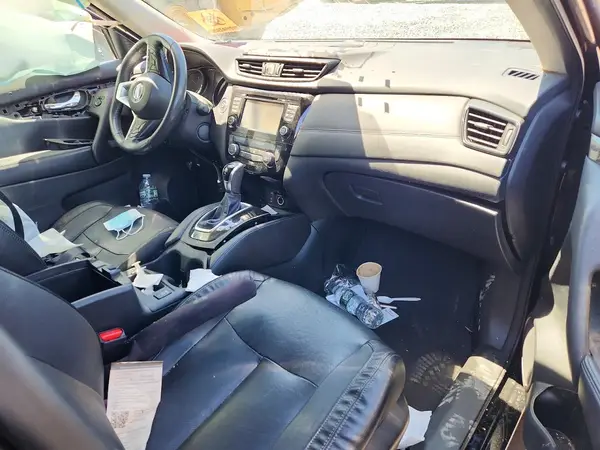 5N1AT2MVXHC838152 2017 NISSAN ROGUE - Image 8
