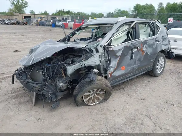 5N1AT2MVXHC841360 2017 NISSAN ROGUE - Image 2