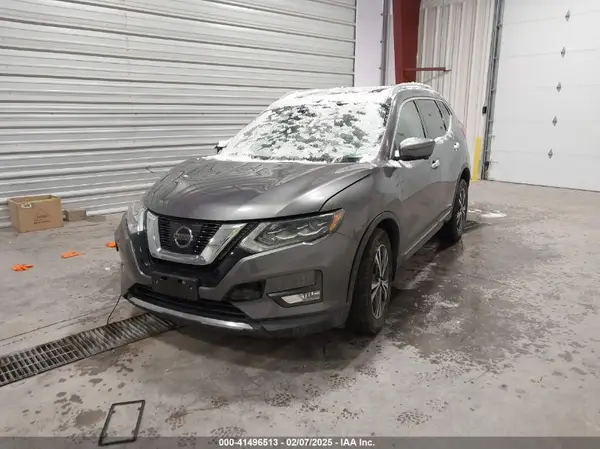 5N1AT2MVXHC842105 2017 NISSAN ROGUE - Image 2