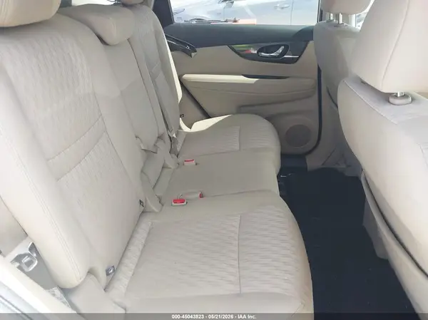 5N1AT2MVXHC844825 2017 NISSAN ROGUE - Image 8