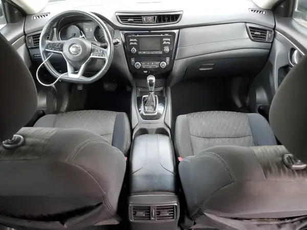 5N1AT2MVXHC845568 2017 NISSAN ROGUE - Image 8