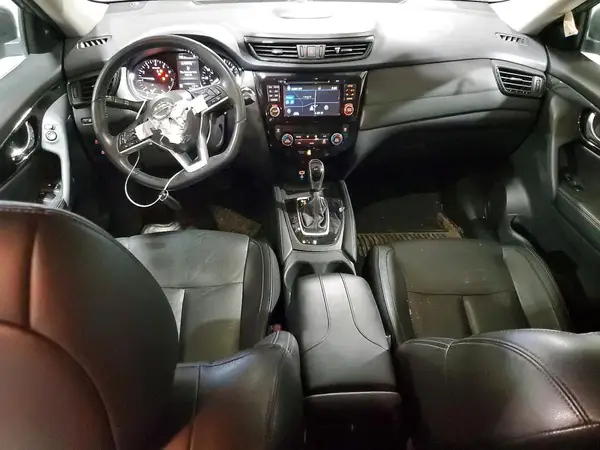 5N1AT2MVXHC856568 2017 NISSAN ROGUE - Image 8