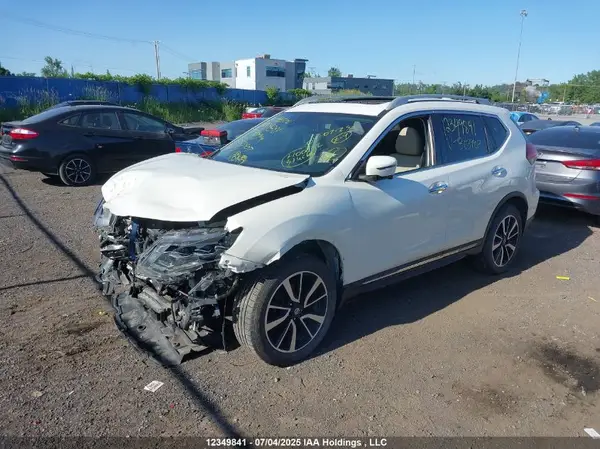 5N1AT2MVXHC863407 2017 NISSAN ROGUE - Image 2