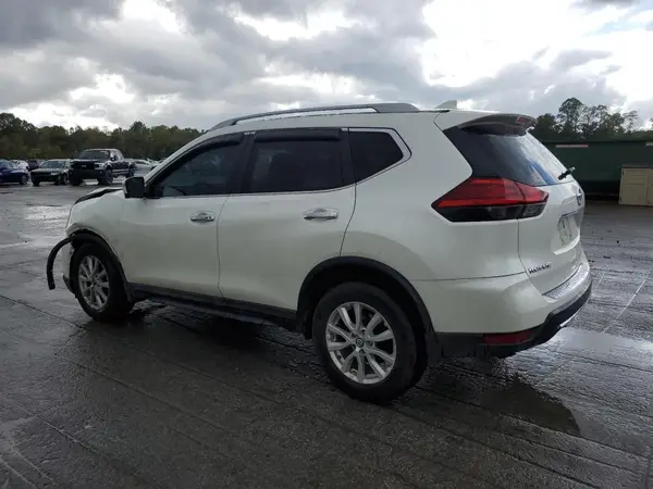 5N1AT2MVXHC865187 2017 NISSAN ROGUE - Image 2