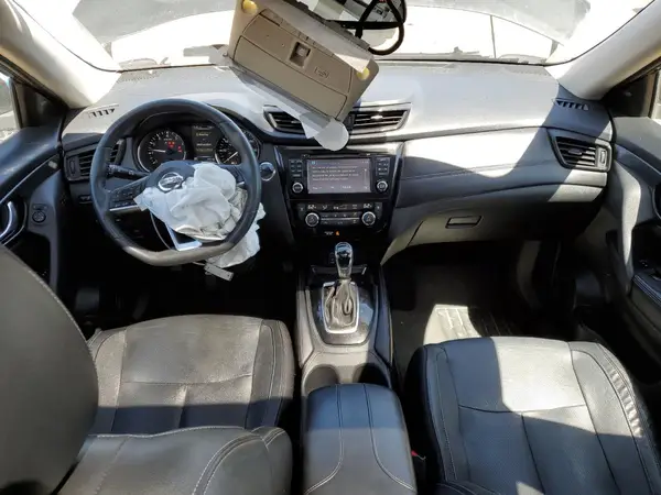 5N1AT2MVXHC873063 2017 NISSAN ROGUE - Image 8