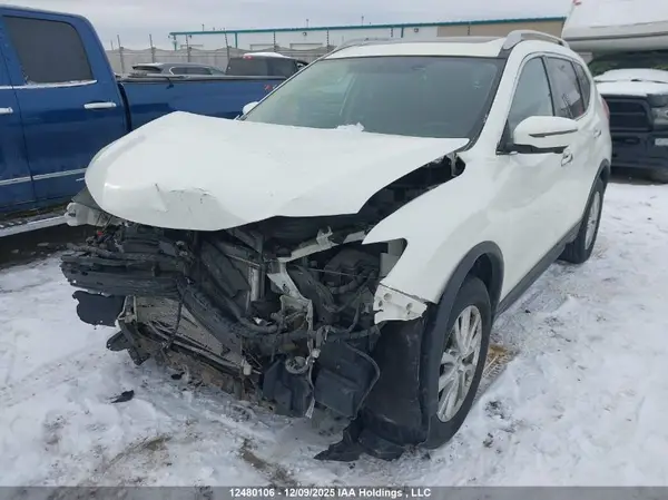 5N1AT2MVXHC873404 2017 NISSAN ROGUE - Image 2