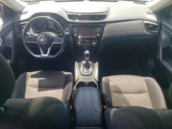 5N1AT2MVXHC875850 2017 NISSAN ROGUE - Image 8