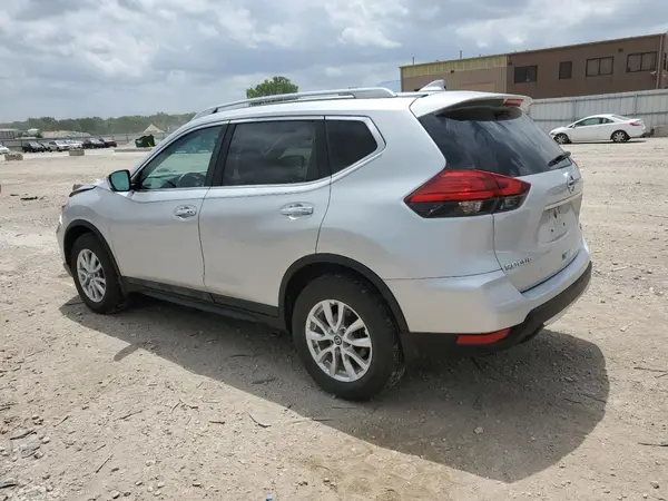 5N1AT2MVXHC876609 2017 NISSAN ROGUE - Image 2