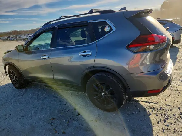 5N1AT2MVXHC877954 2017 NISSAN ROGUE - Image 2
