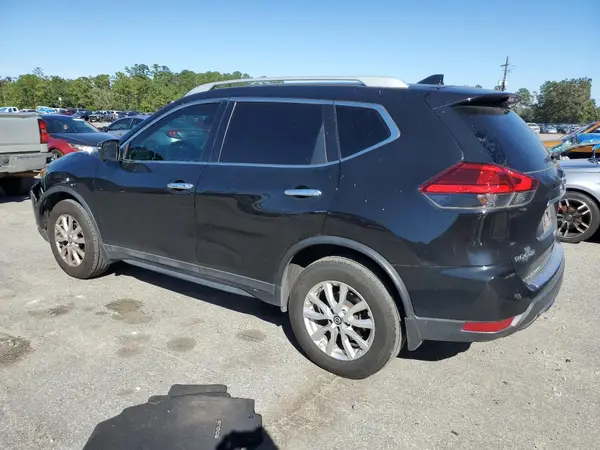 5N1AT2MVXHC879204 2017 NISSAN ROGUE - Image 2