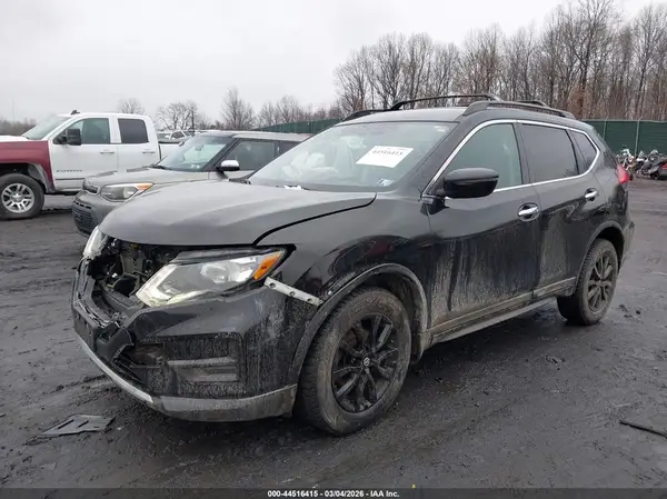 5N1AT2MVXHC879932 2017 NISSAN ROGUE - Image 2