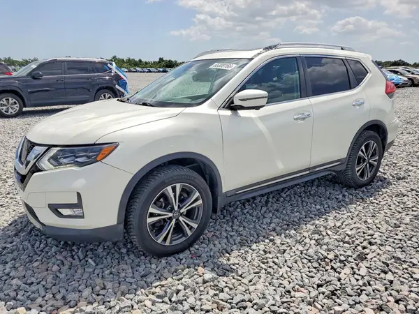 5N1AT2MVXHC881048 2017 NISSAN ROGUE - Image 1