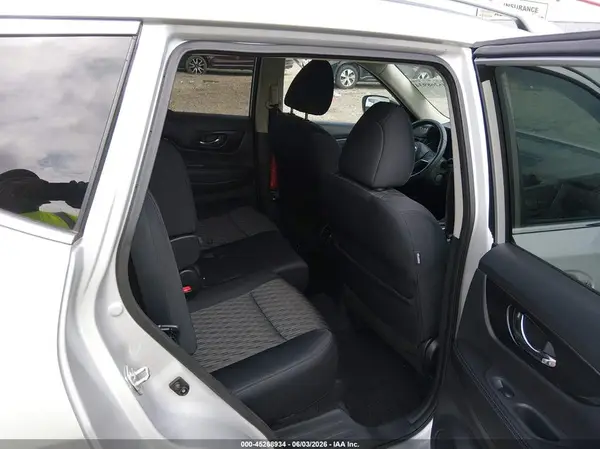 5N1AT2MVXHC892521 2017 NISSAN ROGUE - Image 8