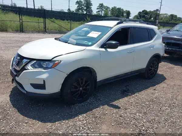 5N1AT2MVXHC894852 2017 NISSAN ROGUE - Image 2