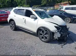 5N1AT2MVXJC700035 2018 NISSAN ROGUE