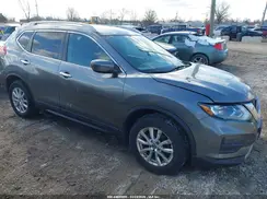 5N1AT2MVXJC704747 2018 NISSAN ROGUE