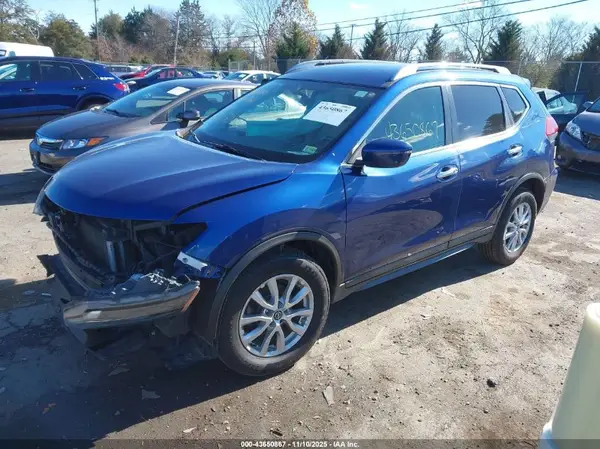 5N1AT2MVXJC708961 2018 NISSAN ROGUE - Image 2