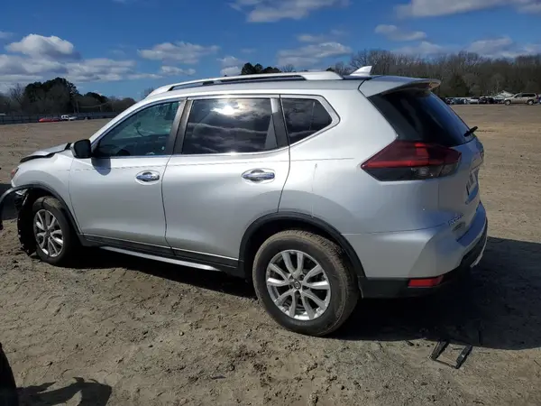 5N1AT2MVXJC709012 2018 NISSAN ROGUE - Image 2