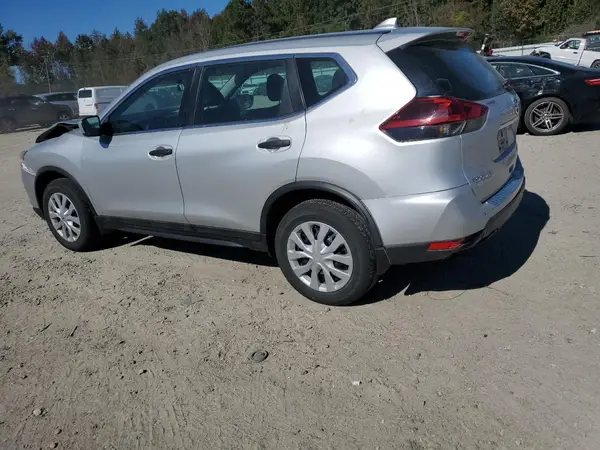 5N1AT2MVXJC722004 2018 NISSAN ROGUE - Image 2