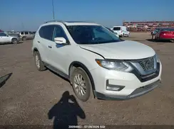 5N1AT2MVXJC727106 2018 NISSAN ROGUE