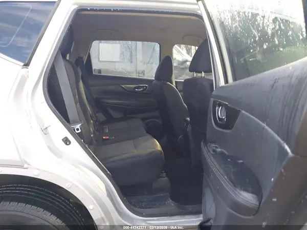 5N1AT2MVXJC729633 2018 NISSAN ROGUE - Image 8