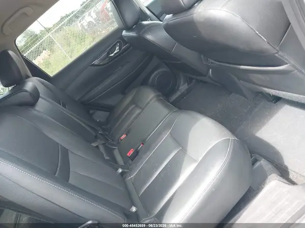 5N1AT2MVXJC731110 2018 NISSAN ROGUE - Image 8