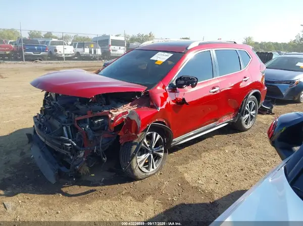 5N1AT2MVXJC732290 2018 NISSAN ROGUE - Image 2