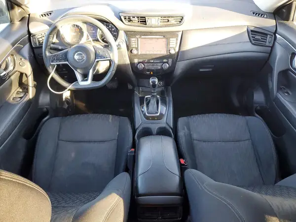 5N1AT2MVXJC740504 2018 NISSAN ROGUE - Image 8