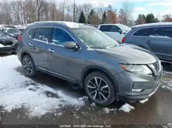 5N1AT2MVXJC747808 2018 NISSAN ROGUE