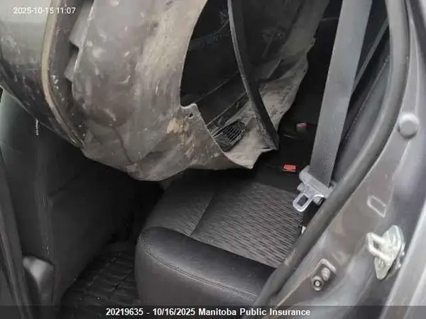 5N1AT2MVXJC750899 2018 NISSAN ROGUE - Image 8