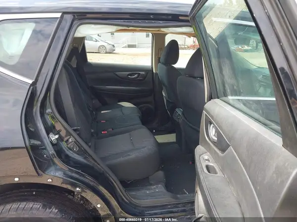 5N1AT2MVXJC752524 2018 NISSAN ROGUE - Image 8