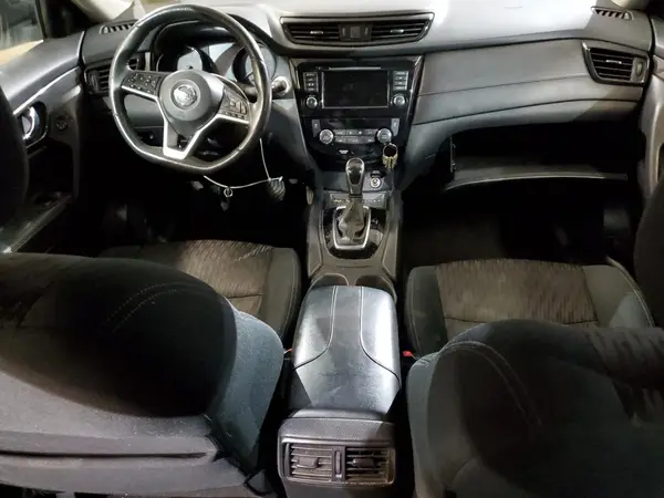 5N1AT2MVXJC755066 2018 NISSAN ROGUE - Image 8