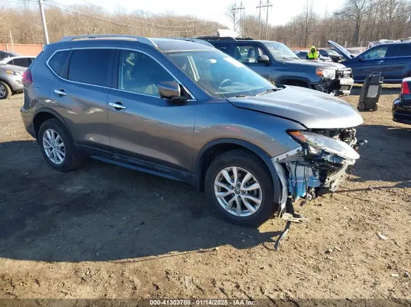 5N1AT2MVXJC758209 2018 NISSAN ROGUE - Image 1