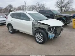 5N1AT2MVXJC758923 2018 NISSAN ROGUE