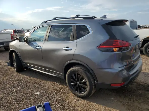 5N1AT2MVXJC759313 2018 NISSAN ROGUE - Image 2