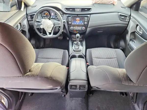 5N1AT2MVXJC772918 2018 NISSAN ROGUE - Image 8