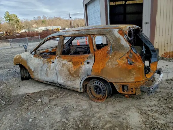 5N1AT2MVXJC773132 2018 NISSAN ROGUE - Image 2