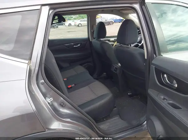 5N1AT2MVXJC779500 2018 NISSAN ROGUE - Image 8