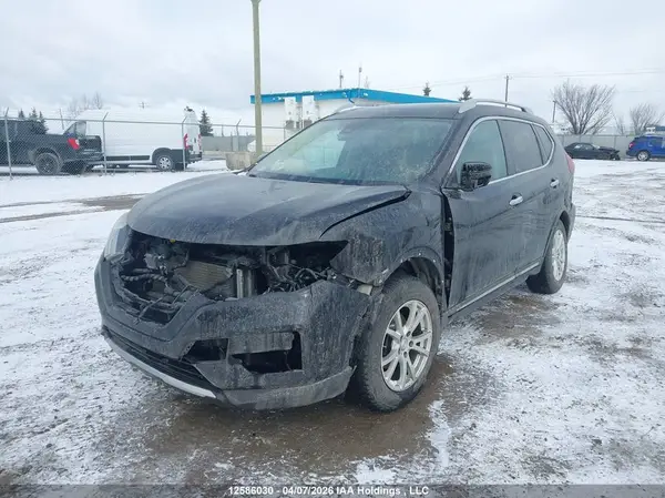 5N1AT2MVXJC781442 2018 NISSAN ROGUE - Image 2