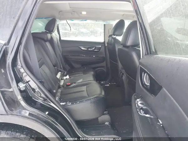 5N1AT2MVXJC781442 2018 NISSAN ROGUE - Image 8