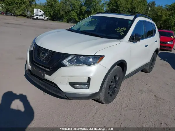 5N1AT2MVXJC782820 2018 NISSAN ROGUE - Image 2
