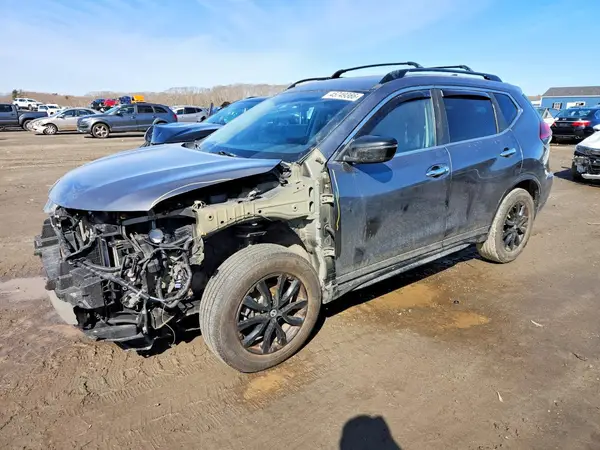 5N1AT2MVXJC786477 2018 NISSAN ROGUE - Image 1