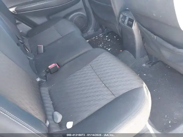 5N1AT2MVXJC789590 2018 NISSAN ROGUE - Image 8