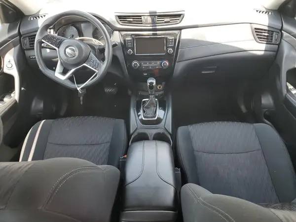 5N1AT2MVXJC791582 2018 NISSAN ROGUE - Image 8